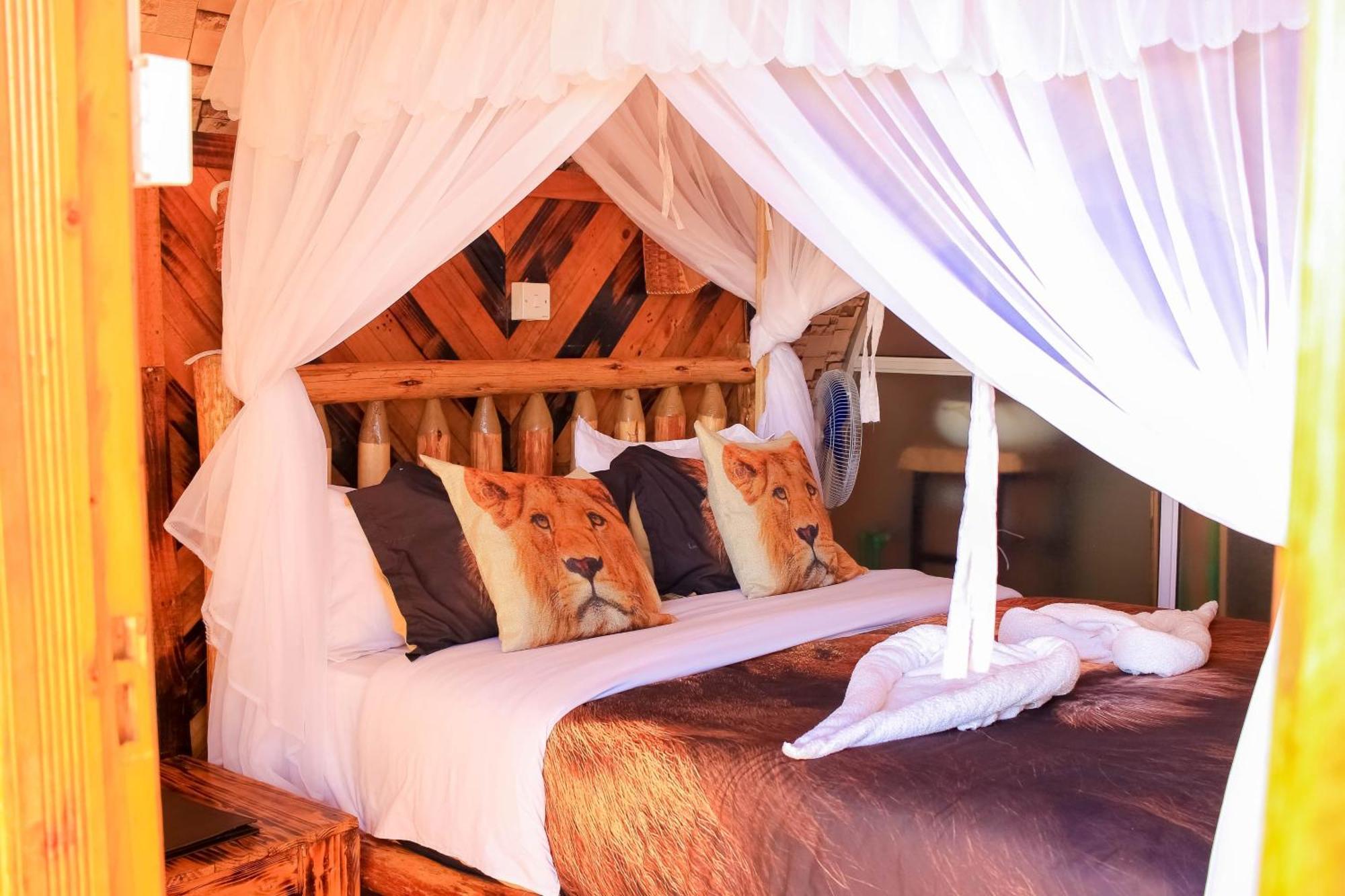 Amanya 1 -Bed King Lion Tent アンボセリ エクステリア 写真